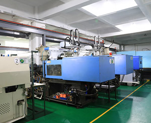  Injection machine 